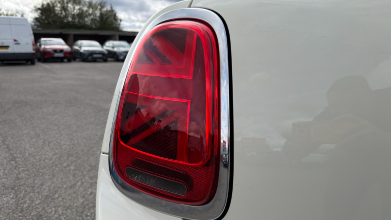 MINI Hatchback 2.0 Cooper S II 5dr Petrol Hatchback